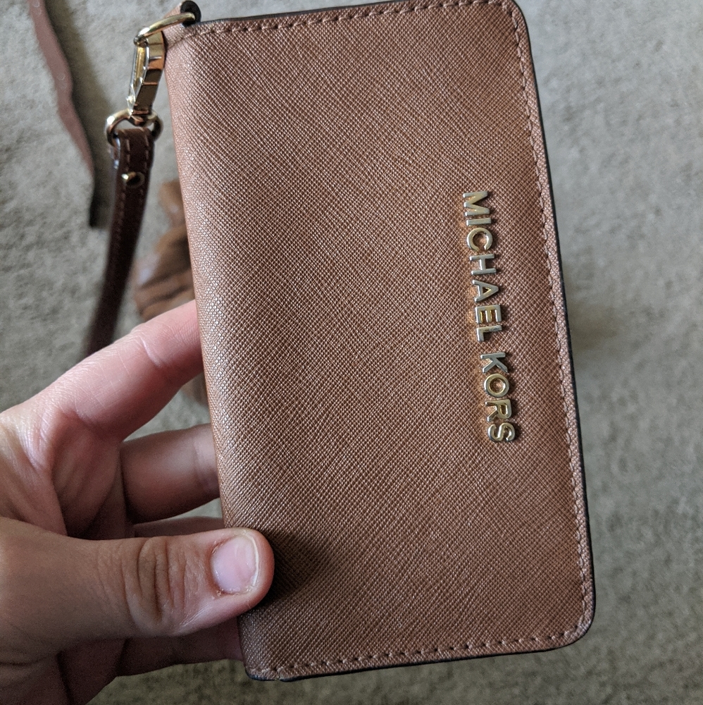 Michael Kors wallet